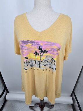 Lane Bryant Yellow V-Neck Joshua Tree Sunset Graphic Tee 22/24 (7308)